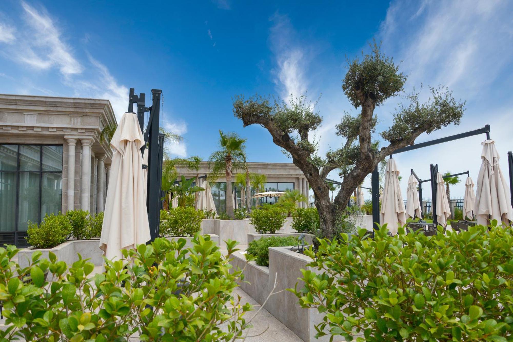 Movenpick Hotel Du Lac Tunis Bagian luar foto